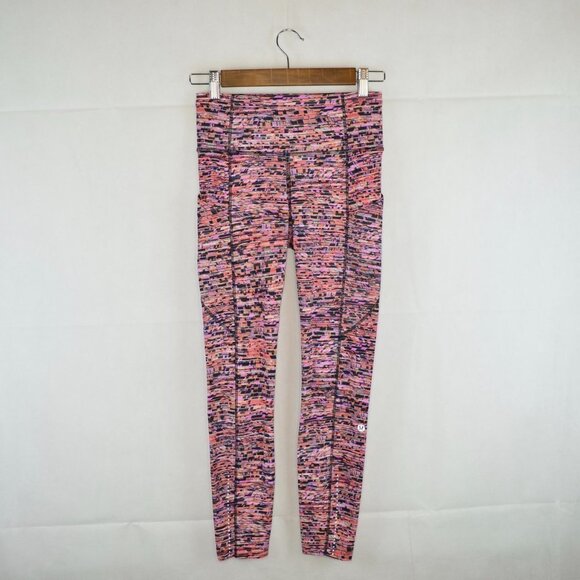 lululemon Fast & Free Tight II 25" *Nulux Size 4 in Flash Pleat Orange Multi - Picture 2 of 4